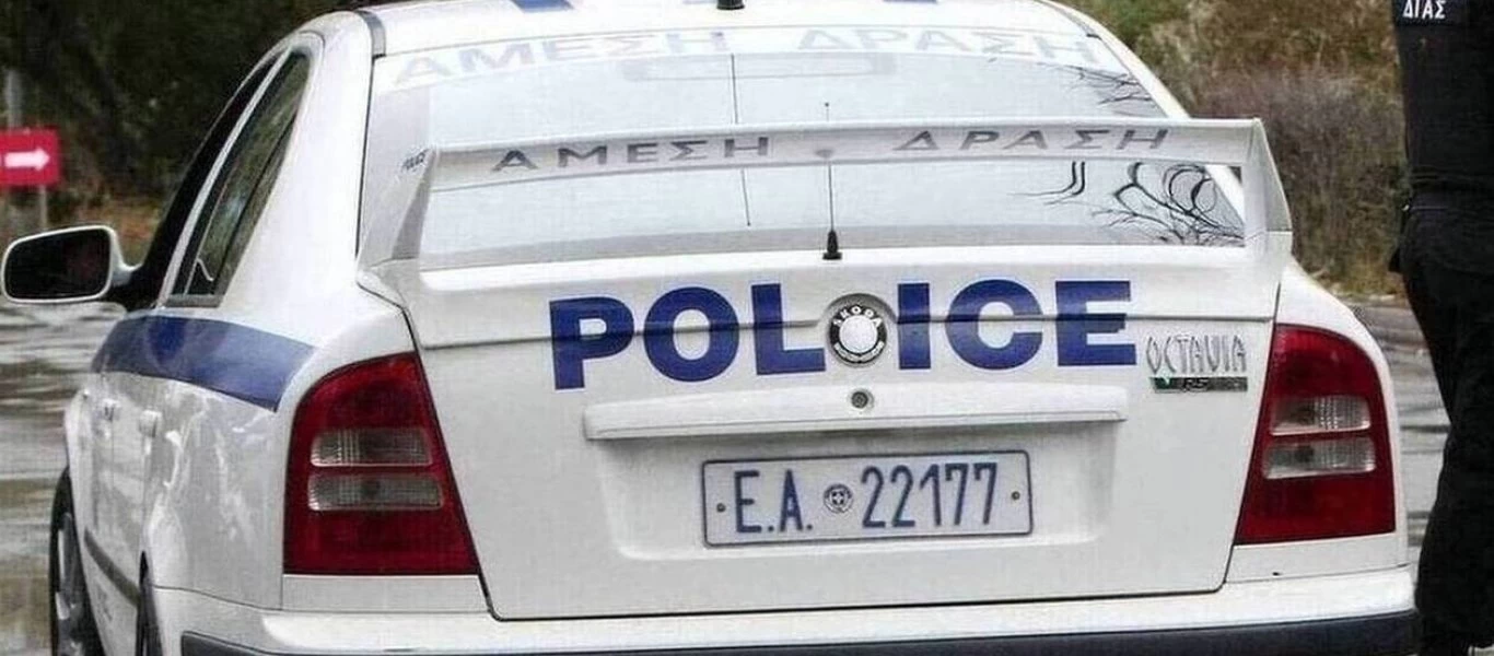 Παλαιό Φάληρο: Χειροπέδες σε 42χρονο από το Καζακστάν που έκανε γυμνός βόλτες στην παραλία